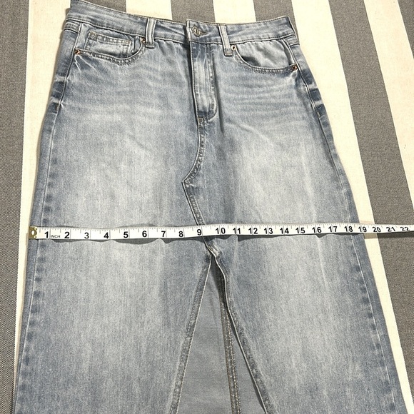 Rewash Women Denim Maxi Skirt Size 27 Raw Hem Front Slit Boho 90s Y2K Festival - Picture 6 of 14